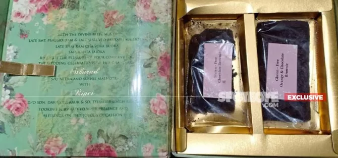 Sharad Malhotra and Ripci Bhatia̢̢̮ÃâìâÃââs wedding card