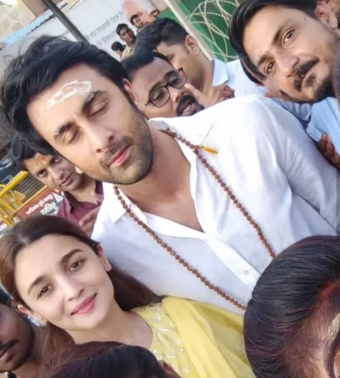 Alia Bhatt and Ranbir Kapoor atÃÆÃâÃâàKashi Vishwanath Temple