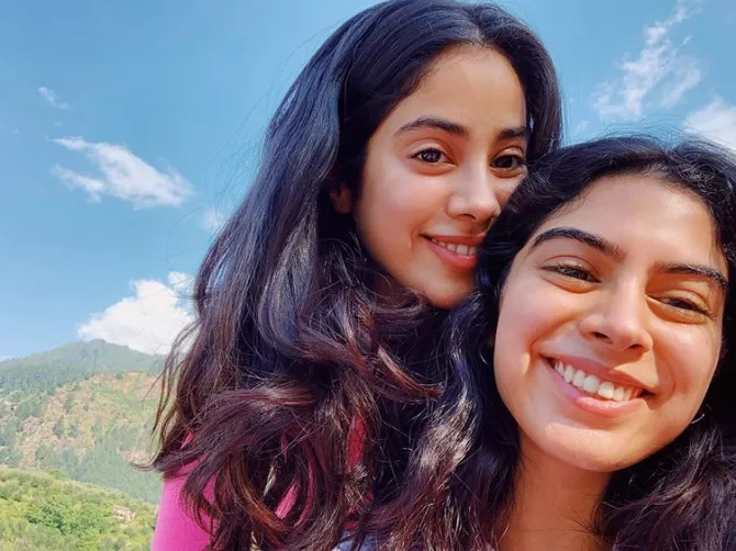 Janhvi Kapoor and Khushi Kapoor