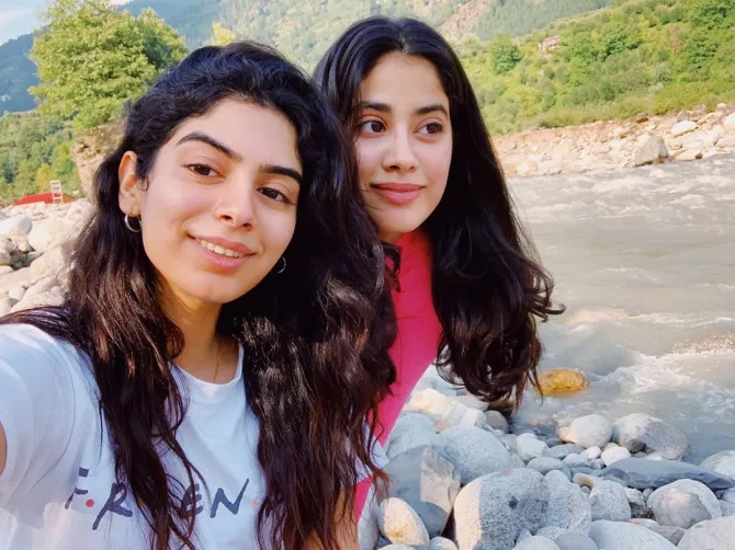 Janhvi Kapoor and Khushi Kapoor