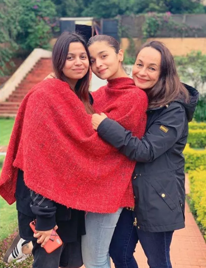 Alia Bhatt, Soni Razdan and Shaheen Bhatt