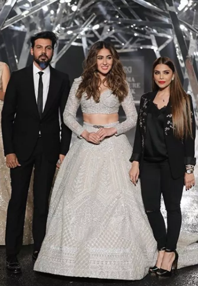 falguni peacock plus size