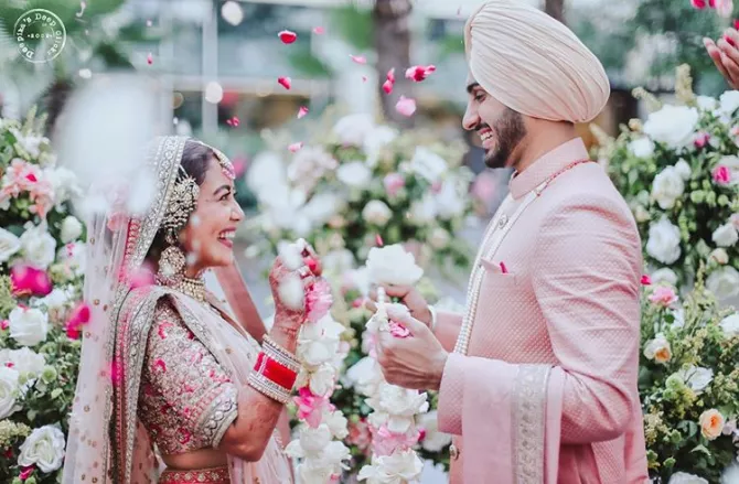 Neha Kakkar and Rohanpreet Singh