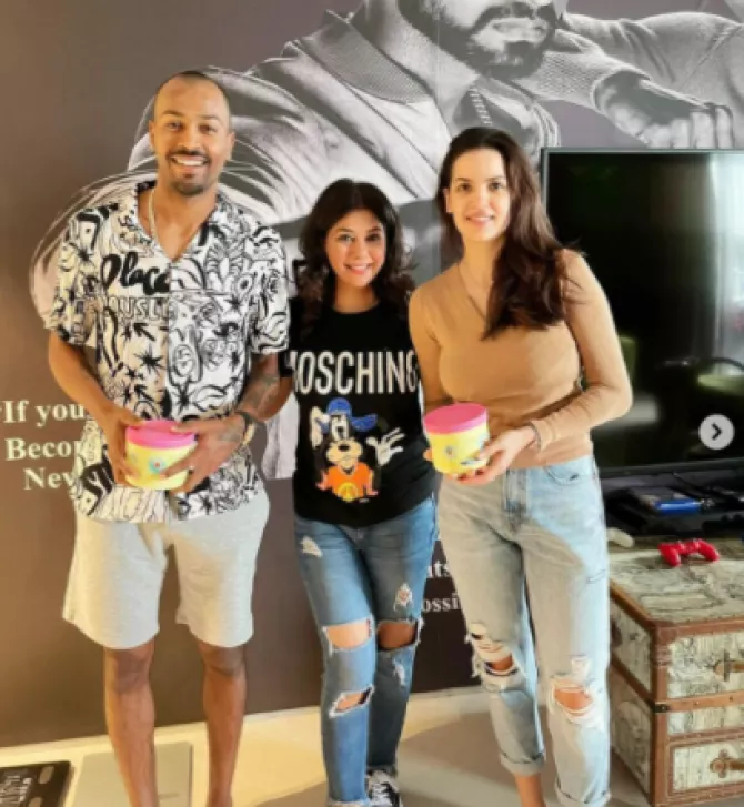 Hardik Natasa Agastya