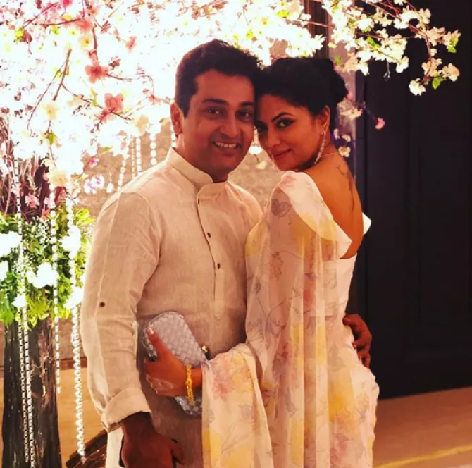 Kavita Kaushik And Ronnit Biswas Wish Each Other Romantically On Their