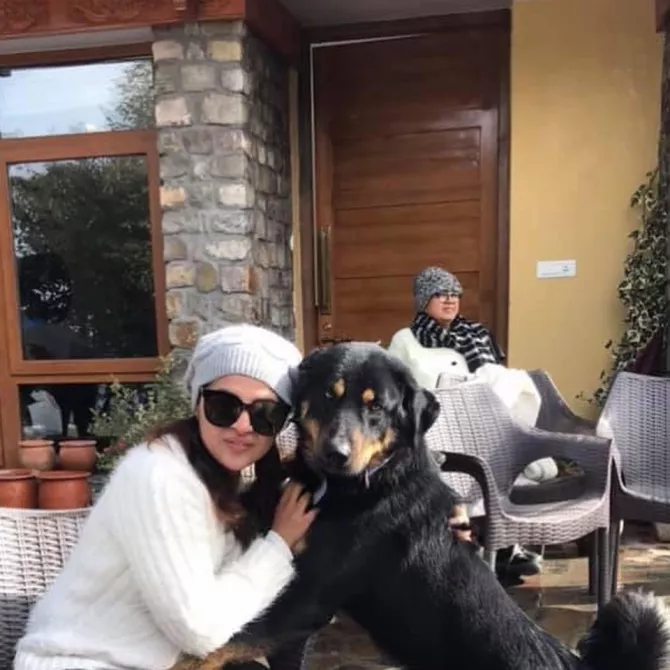 MS Dhoni and Sakshi Dhoni's parents