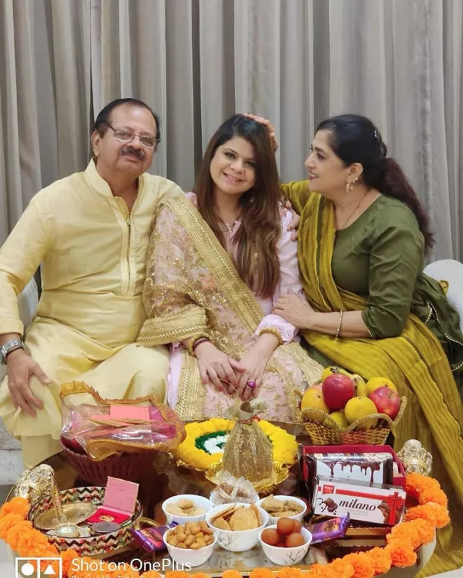 Rucha Gujarathi and Vishal Jaiswal