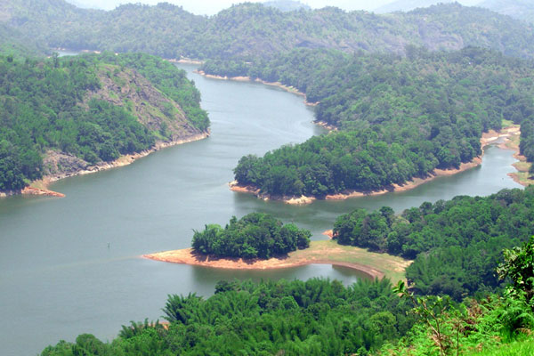 underestimated honeymoon hill stations in South India ponmundi