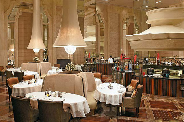 stunning and luxury wedding destinations in India 2015 ITC Grand Chola chennai