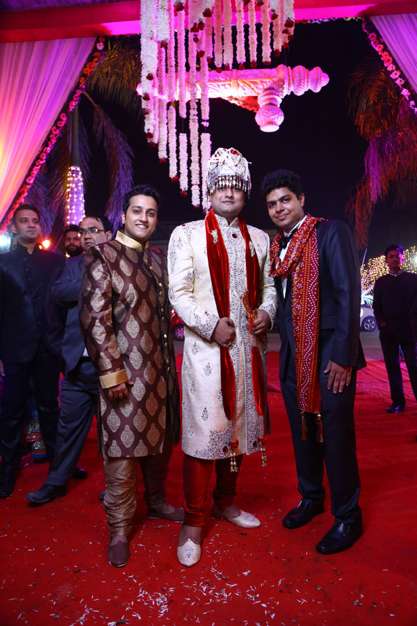 the wedding story of arjun and deepika sood arranged marriage couple