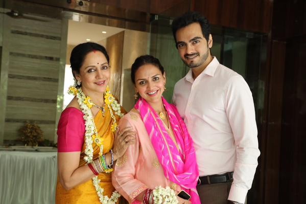 hema malini wishes daughter esha deol to become a mother soon