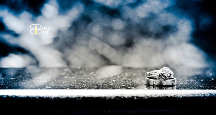 engagement poses for couple to show off ring