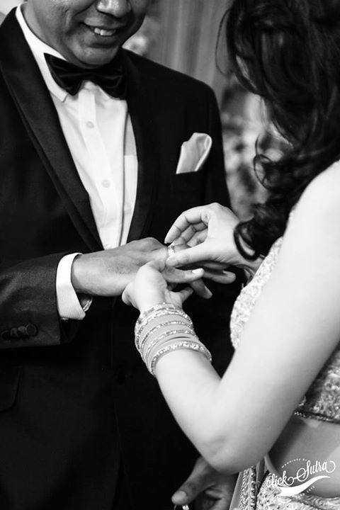 engagement poses for couple to show off ring