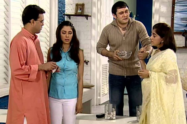 bollywood married mama boys - bollywoodshaadis