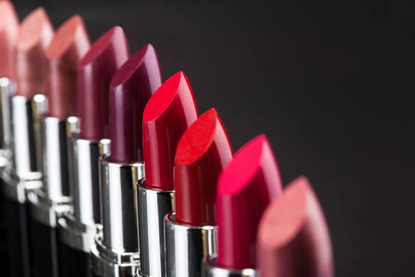 secret makeup mistakes can make you grow old4