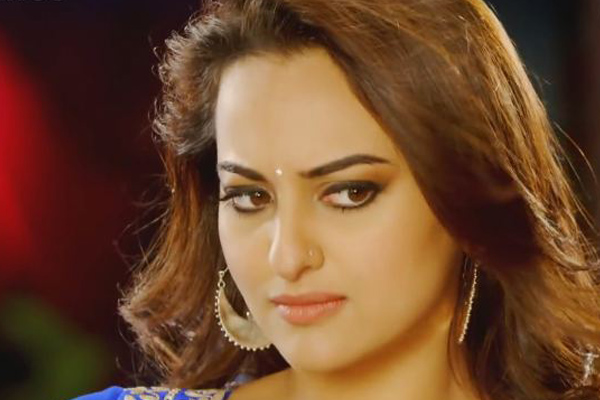 Annoying Questions People Ask You Right After You Get Engaged