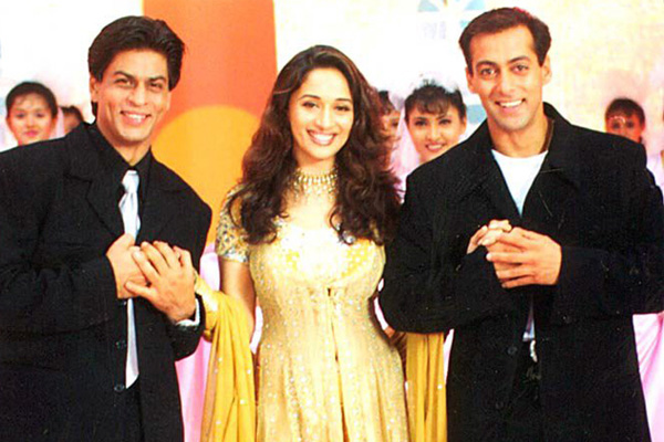 love and relationship lessons from shahrukh khan movies hum tumhare hain sanam