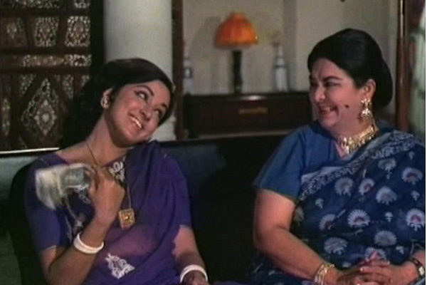 tips for grooms to keep their brides happy and relaxed