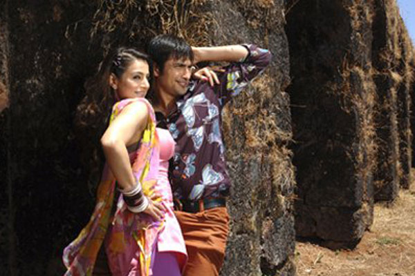 relationship splurges that are totattly worth it photo shoot honeymoon travels pvt ltd