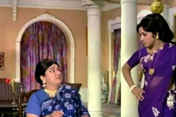 mother in law daughter in law sticky situations funny seeta aur geeta hema malini manorama