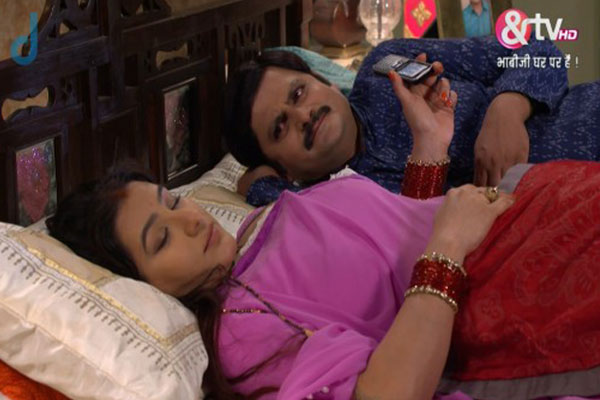 things wives do that unknowingly hurt their husbands bhabhiji ghar pe hain angoori manmohan tiwari