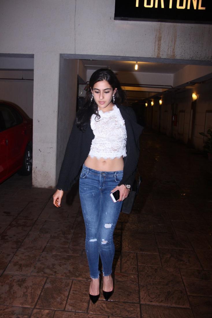 Kareena And Sara Bonding Image Courtesy: Instagram