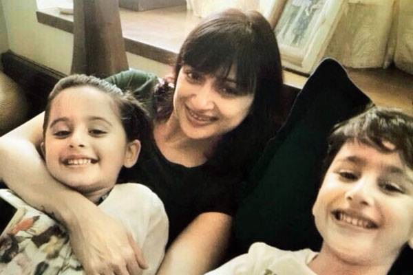 Gauri Pradhan and Hiten Tejwani love story