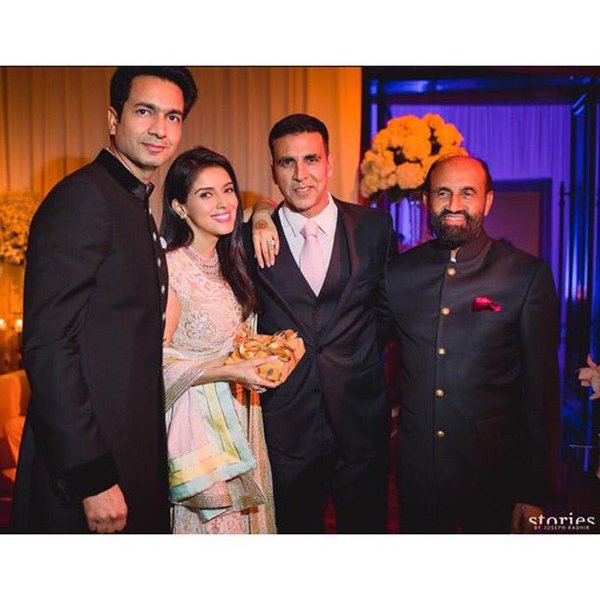 asin and rahul sharma wedding reception
