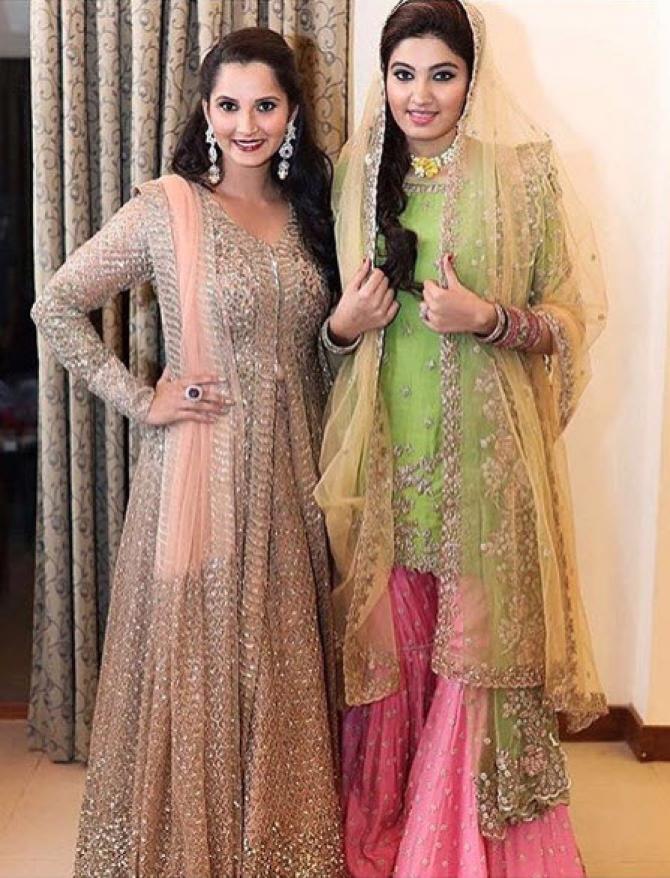 8 Striking Bridesmaid Dresses That Sania Mirza Sashayed At Her Sister ...
