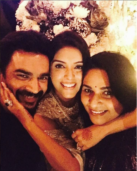 asin and rahul sharma wedding reception