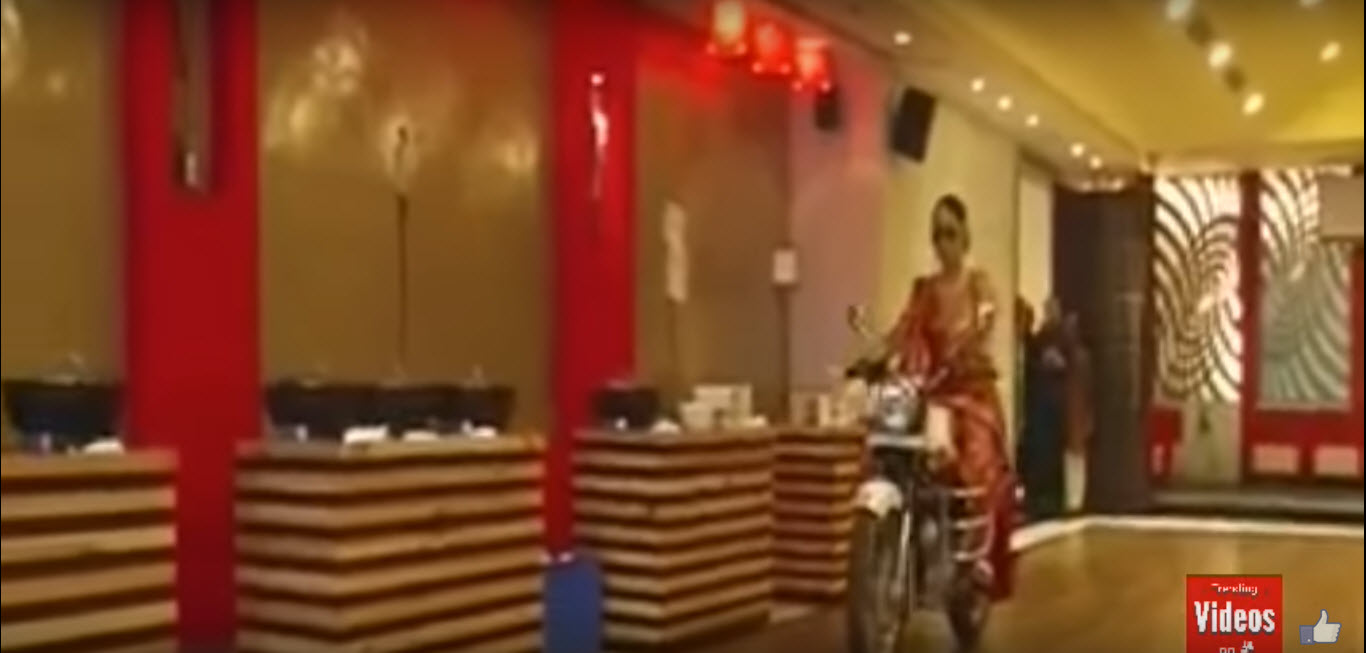 biker bride of ahemdabad