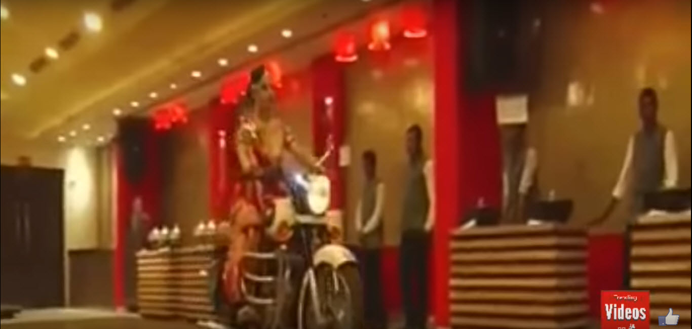 biker bride of ahemdabad