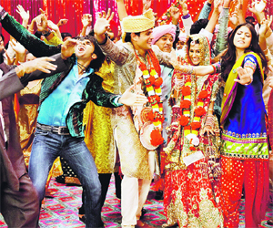 8 Things guests shouldnââ¬â¢t do at a wedding band baaja baraat