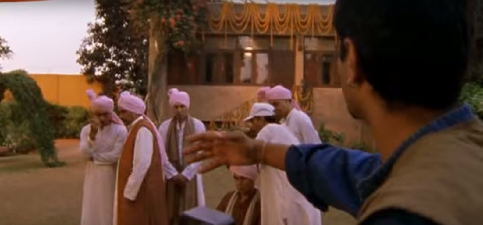 8 Things guests shouldnÃ¢â‚¬â„¢t do at a wedding monsoon wedding