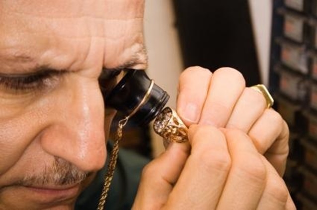 Top 7 Tips To Ensure That You Do Not Buy Fake Jewellery