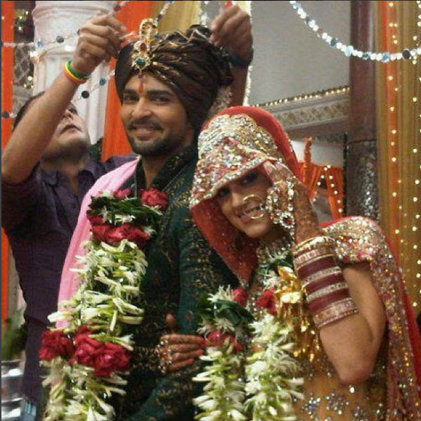 Love story of TV actors Raqesh Vashisth and Ridhi Dogra