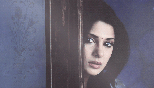 12 Things A Newly Wedded Bride Must Never Discuss With Her In Laws