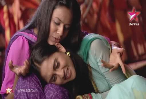 If Your Elder Sister Is Getting Married ek hazaaron me meri behena hai