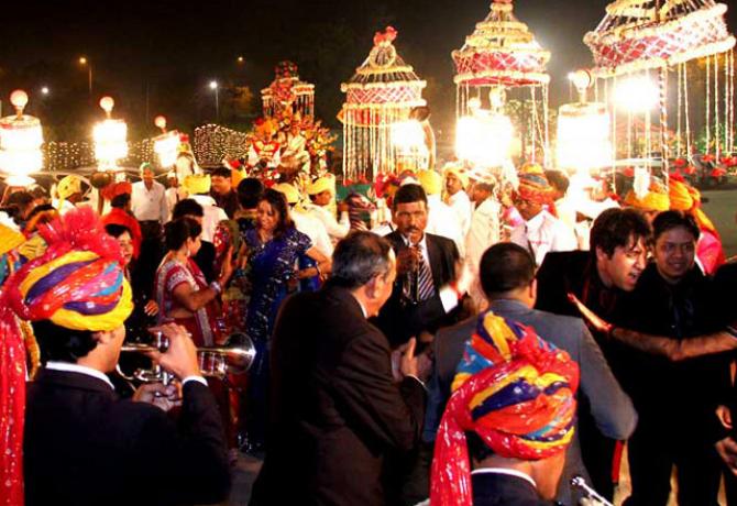 Indian Wedding / Scoopwhoop