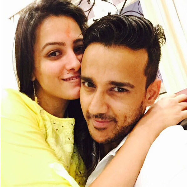 Anita Hassanandani And Rohit Reddy
