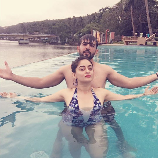 Jay Bhanushali And Mahhi Vij vacation Image / Instagram