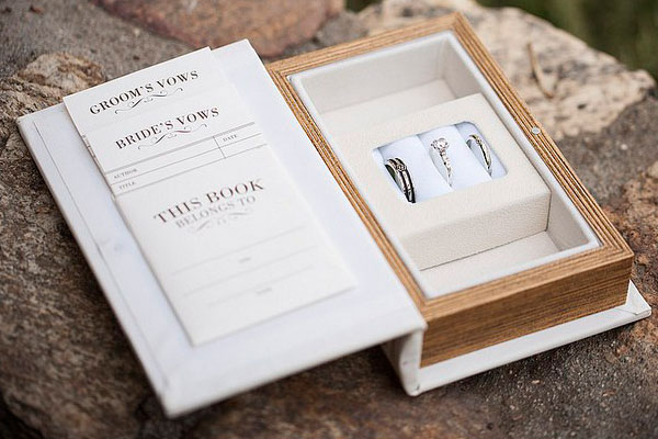 Image Courtesy: Offbeatbride.com