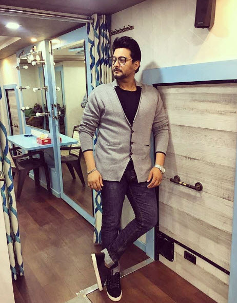 Swapnil Joshi Instagram