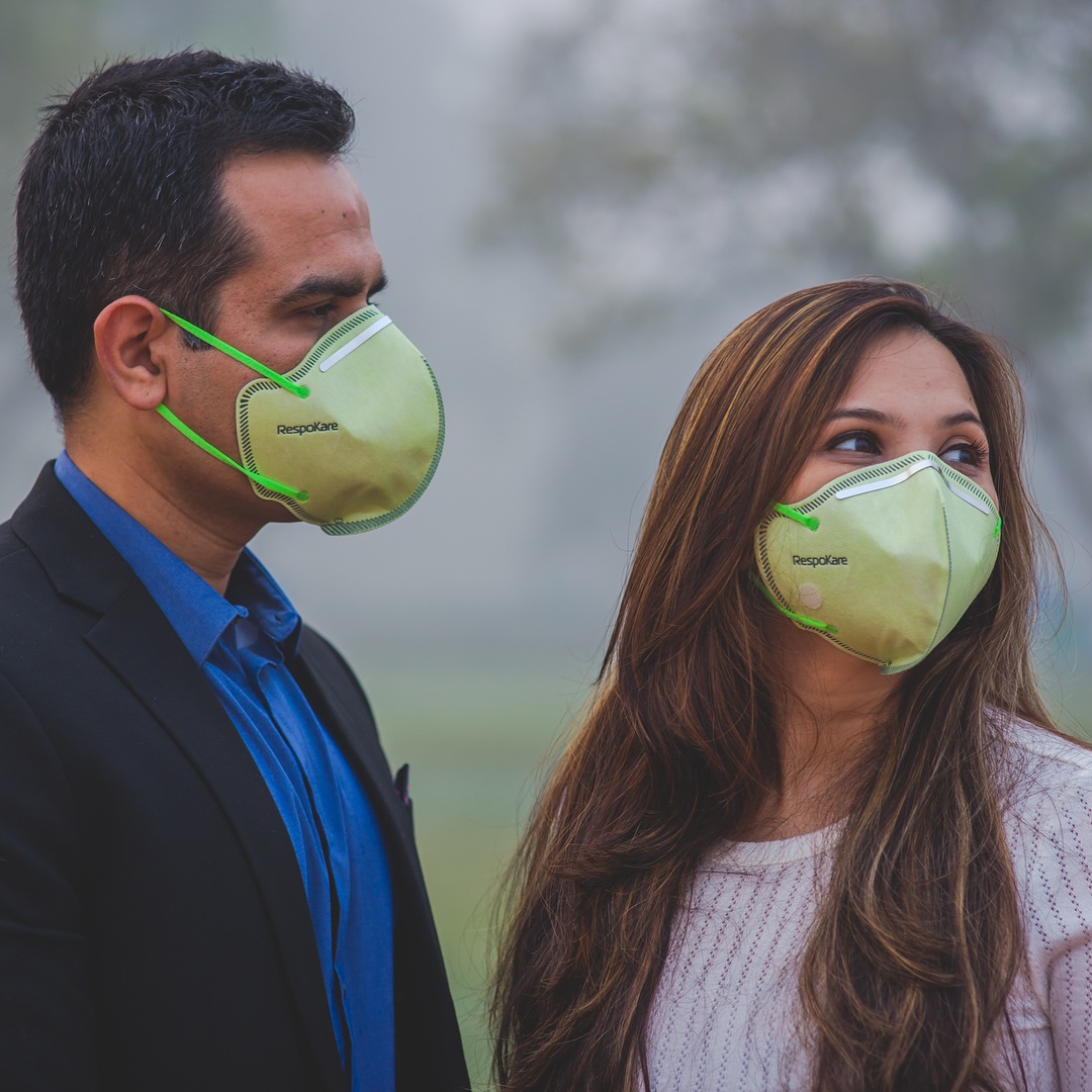 Delhi Pollution Pre-Wedding Photo Shoot
