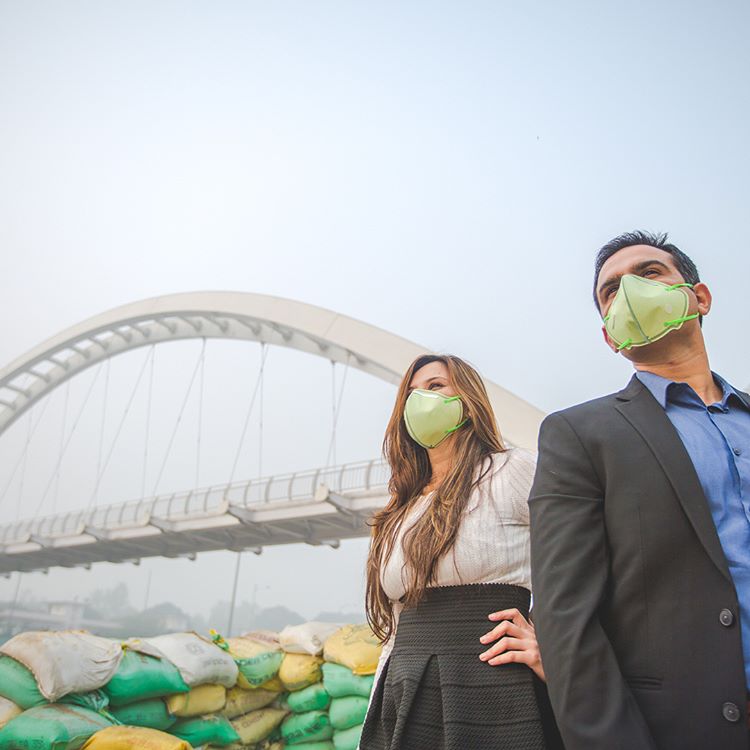 Delhi Pollution Pre-Wedding Photo Shoot