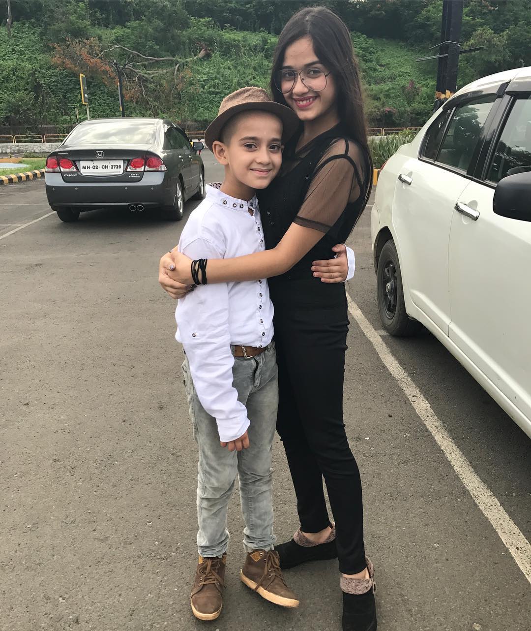 Jannat Zubair and Ayan Zubair