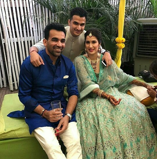 Zaheer Khan Sagarika Ghatge Mehendi