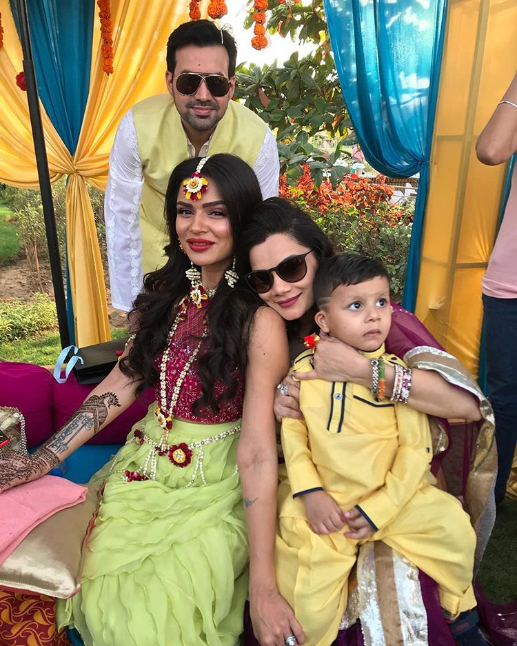 Aashka Mehendi ceremony