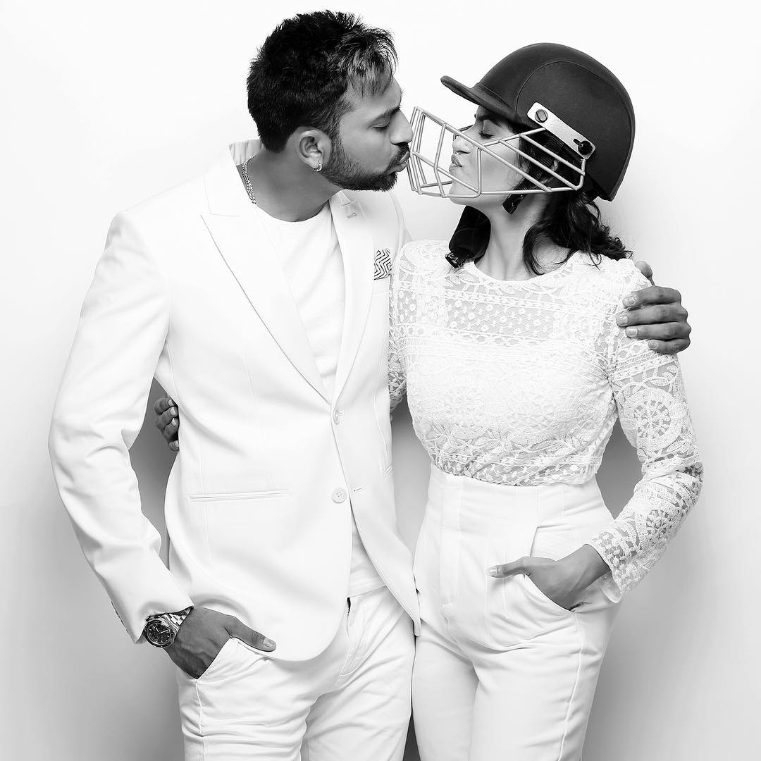 Krunal Pandya Pankhuri Sharma