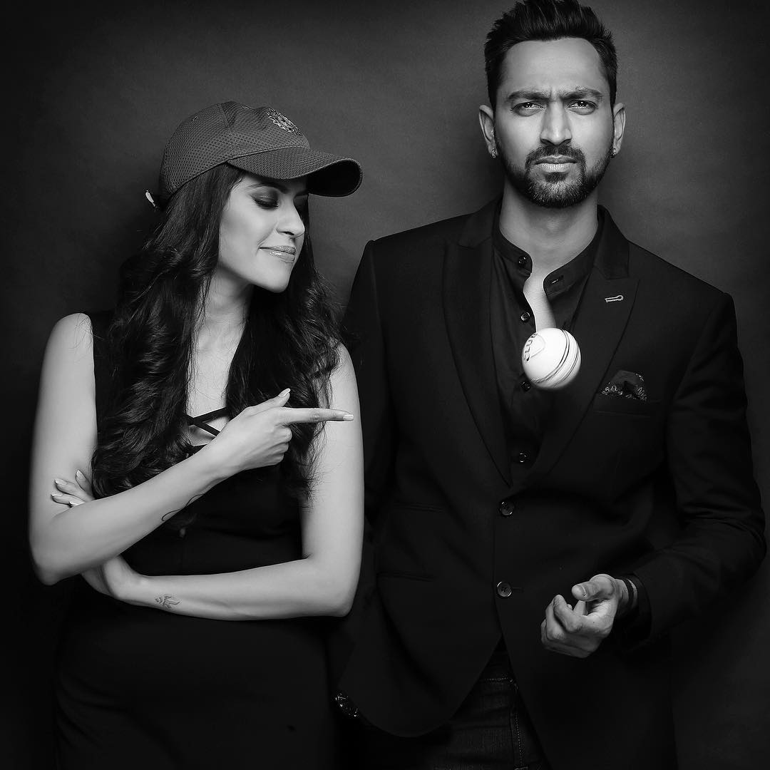 Krunal Pandya Pankhuri Sharma